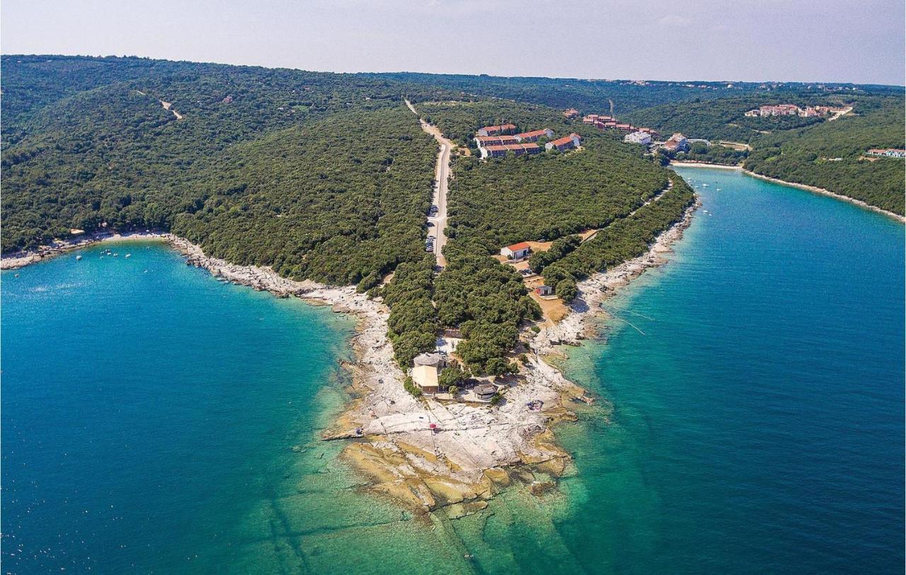 House Krizanic In Marcana, Istria, With 2 Apartments, Total 9 Guests Bagian luar foto